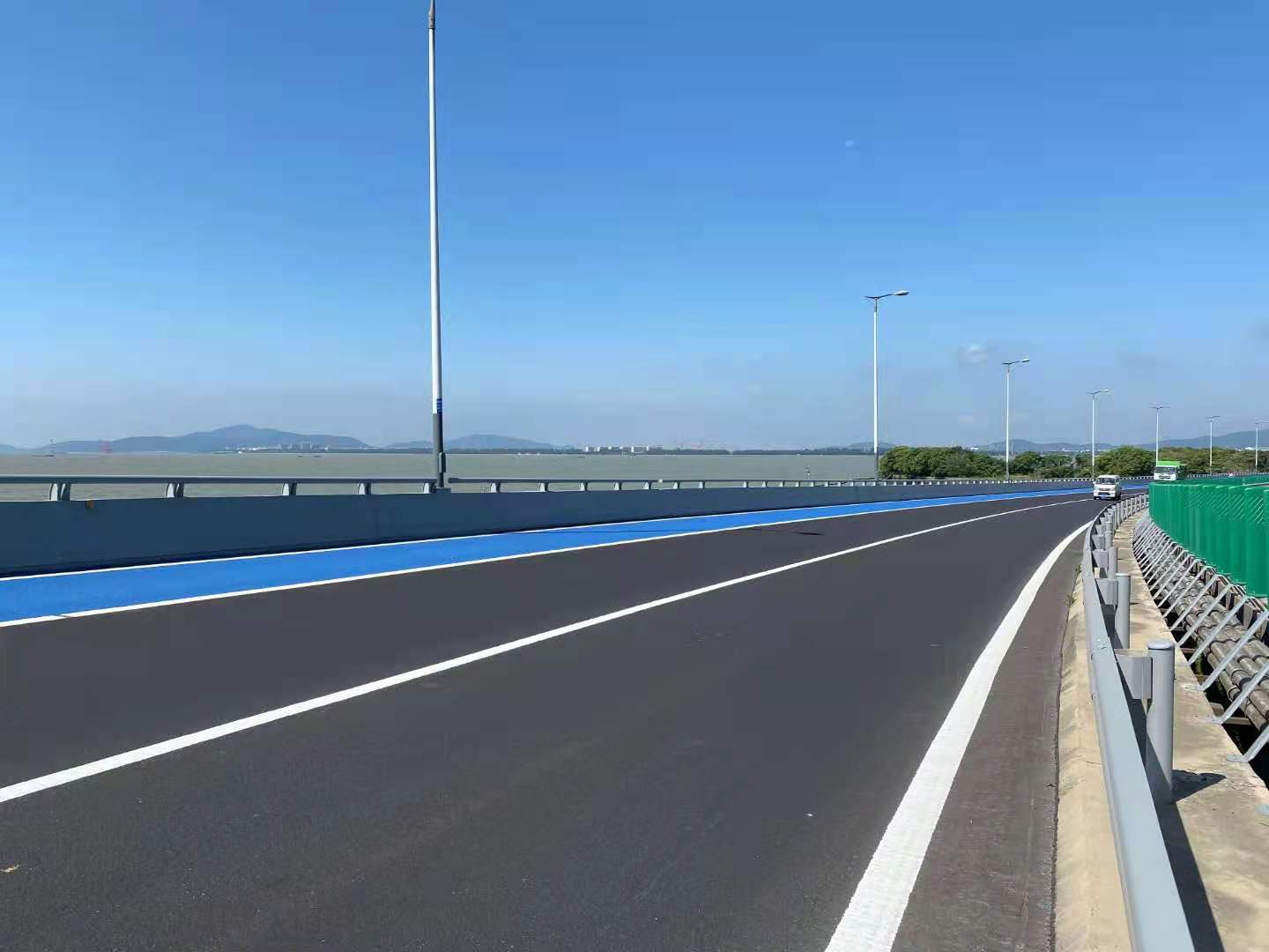 df652eb783de5b2378223b6ef484aec
